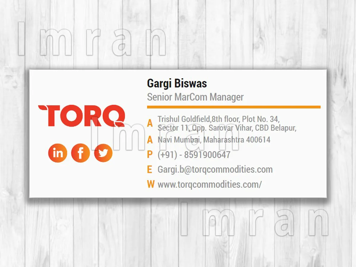 create a responsive, clickable HTML email signature