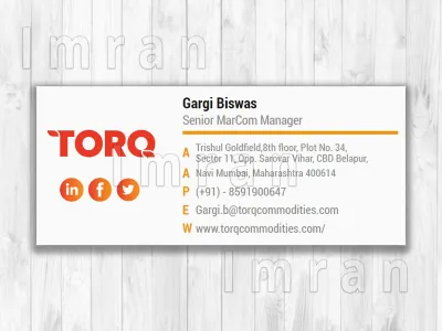 create a responsive, clickable HTML email signature